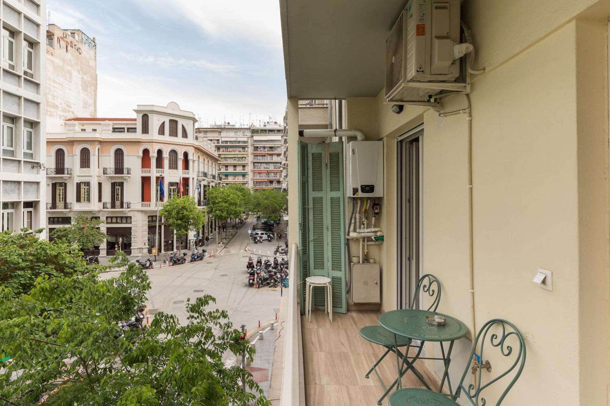Tiramisu By Halu! Apartments Thessaloniki Exterior photo